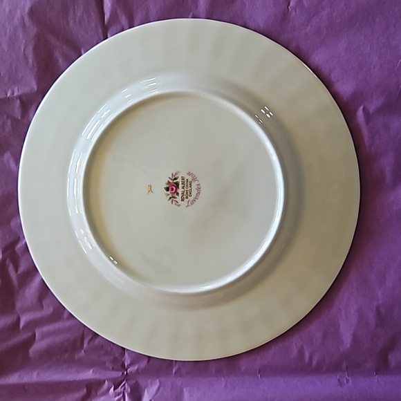 Dessert Plate "Lavender Rose" by Royal Albert. - Picture 4 of 5